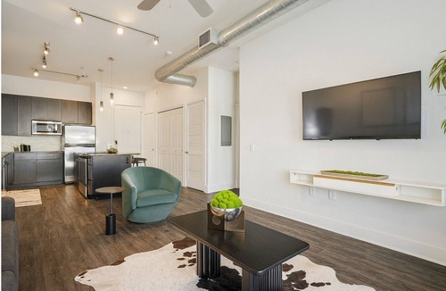 Dallas Design District Apartment | Modern Luxe Serenity - 1BR - Near Downtown