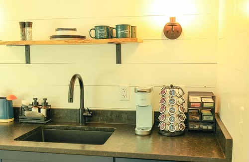 Freeport Cabin | Modern, Luxurious Cabin in the Woods - 01