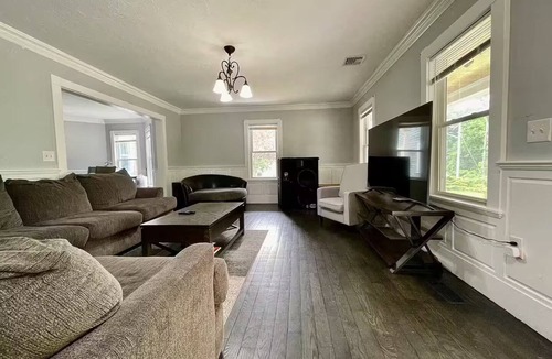 Bridgewater House | Modern Luxurious Home 5-bed