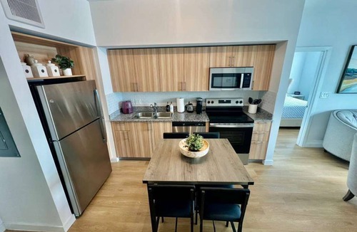 Addicks Apartment | Modern Luxury 2-bedroom apartment with AC in Lovely Houston. Pool, Gym & Parking
