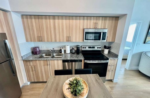 Addicks Apartment | Modern Luxury 2-bedroom apartment with AC in Lovely Houston. Pool, Gym & Parking