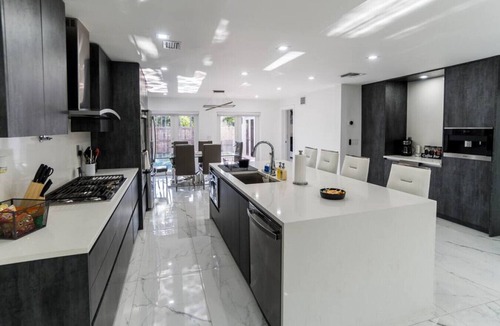 Fort Lauderdale House | Modern Luxury, 2 Mi From Beach!