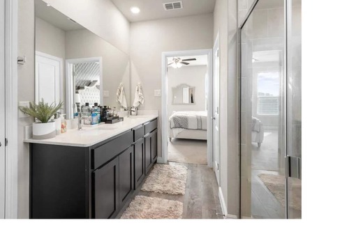 Haslet House | Modern Luxury 4BD Home Near Dallas TX