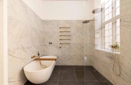Copenhagen K Apartment | Modern Luxury 4BR Home near King's Garden