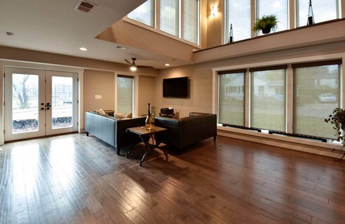 Pentagon City House | Modern Luxury 5 minutes to DC