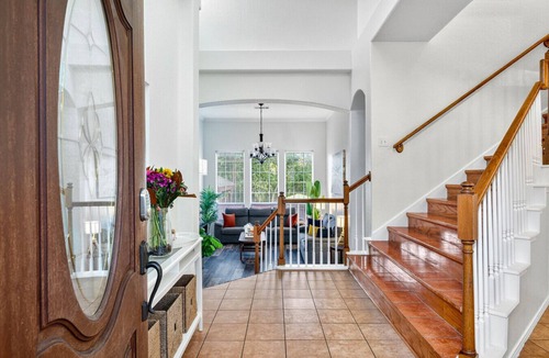 Vance Jackson House | Modern Luxury 5BR — Pool, Game Room, Prime San Antonio Spot