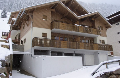 Chatel Apartment | Modern Luxury Apartment in Châtel, only 150m from Lifts and Resort Centre.