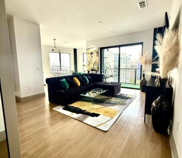 Home Park Apartment | Modern luxury at the Interlock