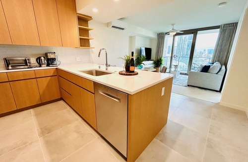Ala Moana Condo | "MODERN LUXURY CONDO 2BR/2BA/2PKG AT SKY ALA MOANA"