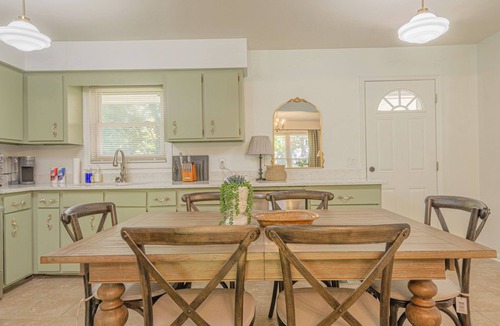 Fortson House | Modern Luxury Cottage with Pool