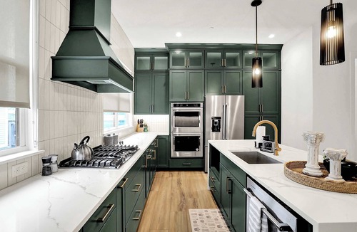 Lockerbie Square Condo | Modern Luxury | Fireplace | Rooftop Deck | Near DT