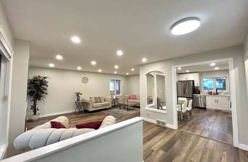 Fort Gary House | Modern Luxury in Richmond West