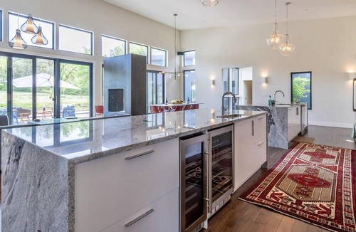 McMinnville House | Modern Luxury in Wine Country