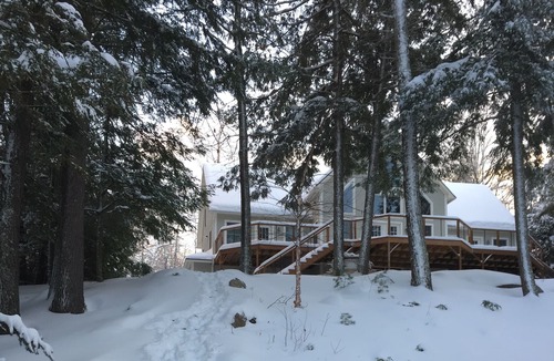 Raymond House | Modern, Luxury Lakefront Home on Crescent Lake, Maine