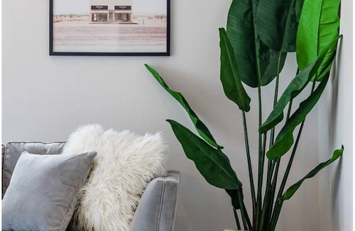 Deep Ellum Condo | Modern Luxury Loft with Stunning Dallas Views