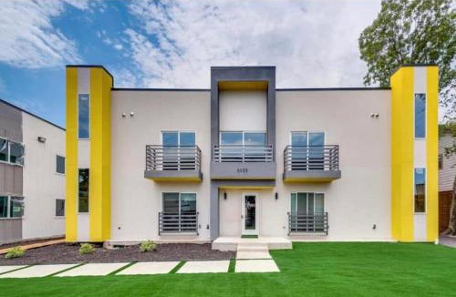 Old East Dallas Apartment | Modern Luxury - Lower Greenville FIFA READY!