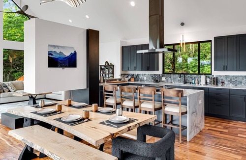 Hendersonville House | Modern luxury mountain chalet. Hot tub and stunning views. Pet friendly!