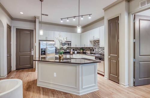 Cumberland Condo | Modern luxury retreat!