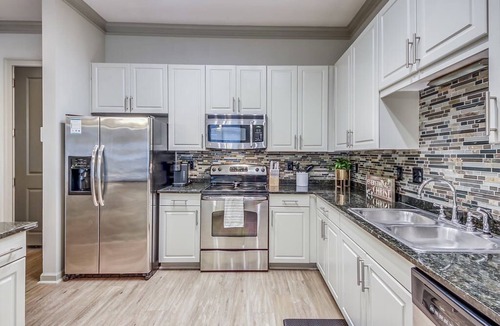 Cumberland Condo | Modern luxury retreat!