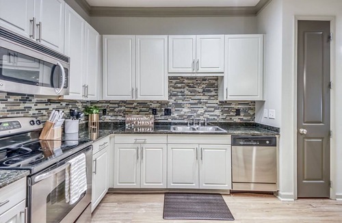 Cumberland Condo | Modern luxury retreat!