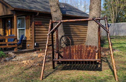 Cleora Cabin | Modern luxury- Rustic Charm
