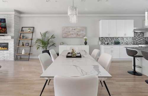 Farmers Branch House | MODERN LUXURY Smart Home w/ Rooftop Terrace