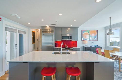 Seaside Condo | Modern Luxury Penthouse with Gulf Views in Seaside + 2 Adult Bikes!