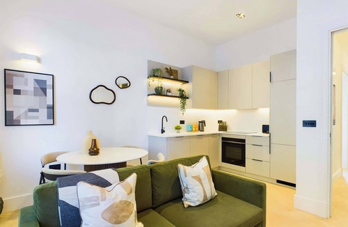 Maida Vale Apartment | Modern Maida Vale Apartment