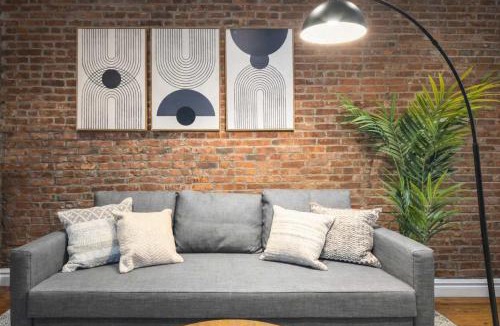 Upper West Side Apartment | Modern Manhattan Haven Near Everything