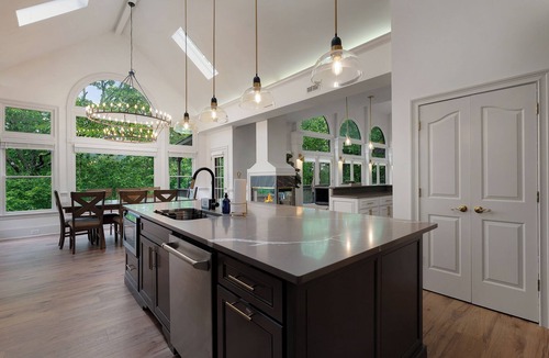 Big Canoe Cabin | Modern Marble - Big Canoe, GA