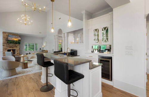 Big Canoe Cabin | Modern Marble - Big Canoe, GA