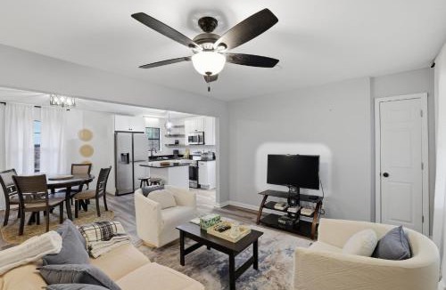 McDonald House | Modern McDonald Ranch Serene Wooded Escape