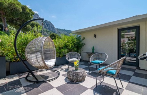 Eze Apartment | Modern Mera Apartment with a panoramic sea view