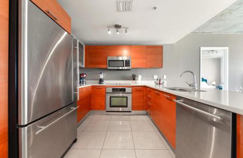 Midtown Apartment | Modern Midtown Gem - Walk to Everything
