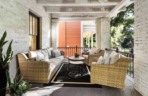 Midtown Apartment | Modern Midtown Getaway - Luxury Chic Unit ✧