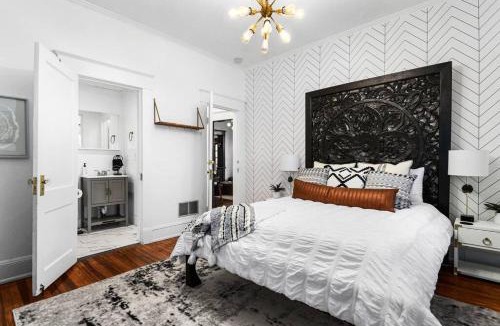 Midtown Apartment | Modern Midtown Getaway - Luxury Chic Unit ✧