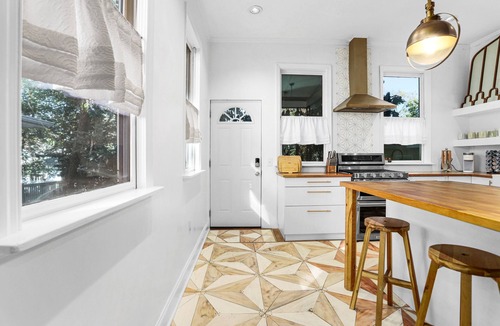 Midtown House | Modern Midtown Getaway - Luxury and Chic