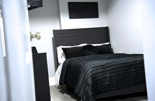 Reading Apartment | Modern Minimalist Home in the heart of Reading