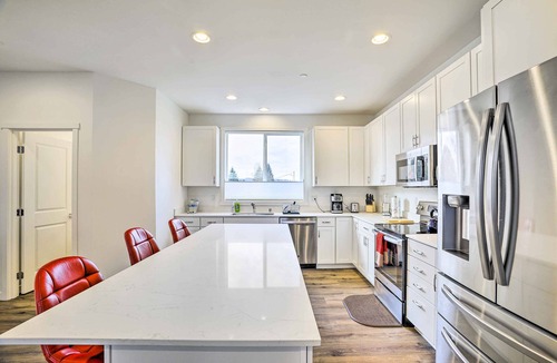 Monroe House | Modern Monroe Home - Private Yard & Mtn Views