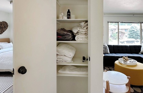 Central Boulder Apartment | Modern Monthly Boulder Retreat
