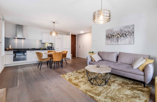 Montreux City Centre Apartment | Modern Montreux Center 1-Bedroom Apartment