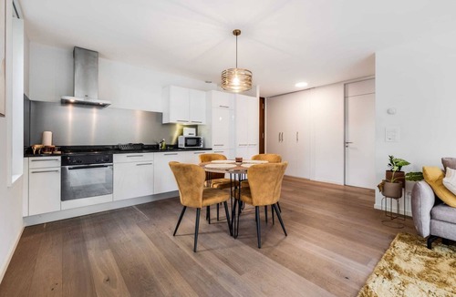 Montreux City Centre Apartment | Modern Montreux Center 1-Bedroom Apartment