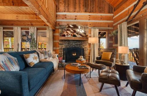 Sevierville Ski Chalet | Modern Mountain Cabin with Big Views
