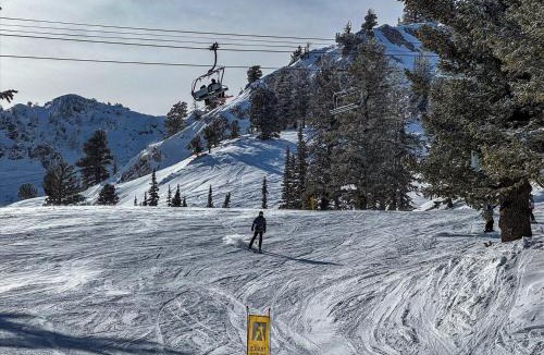 Mountain Green House | Modern Mountain Escape R5054Snowbasin Ski Getaway