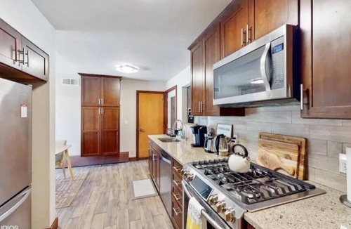 Los Gatos House | Modern mountain home with scenic viewsnn