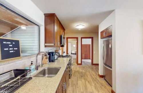 Los Gatos House | Modern mountain home with scenic viewsnn