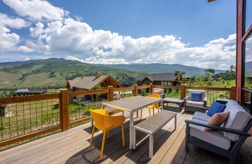 Silverthorne House | Modern Mountain Retreat | Resort Amenities | Spacious layout