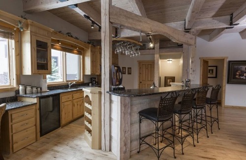 Whitefish House | Modern Mountain Ski-In/Ski-Out Townhome