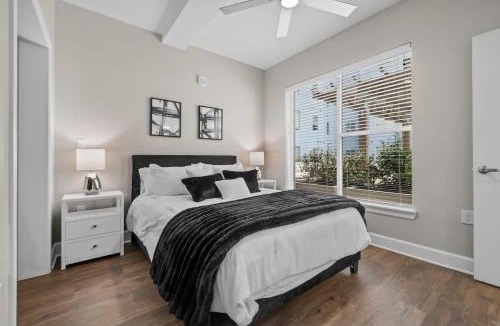 The Gulch Apartment | Modern Nashville 1BR Walk to Gulch and Broadway