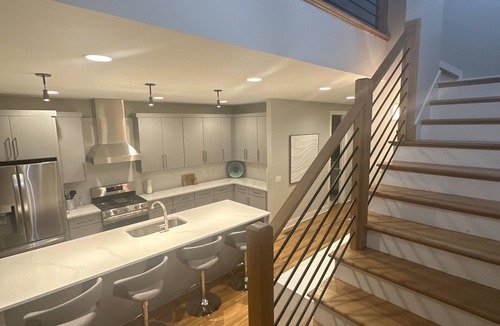 Buena Vista House | Modern Nashville Oasis: 5 Mins from Broadway Heart